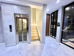 Lowland Road (D19), Terrace #447899381